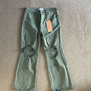 Risen The Alexandra Olive Distressed Straight Jeans  Size 11/30